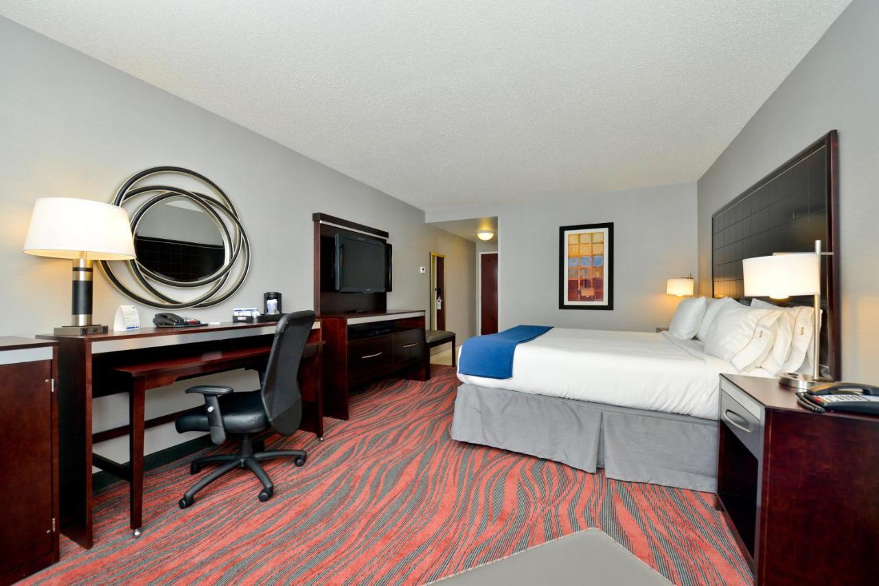Hotel Express By Ihg Canandaigua