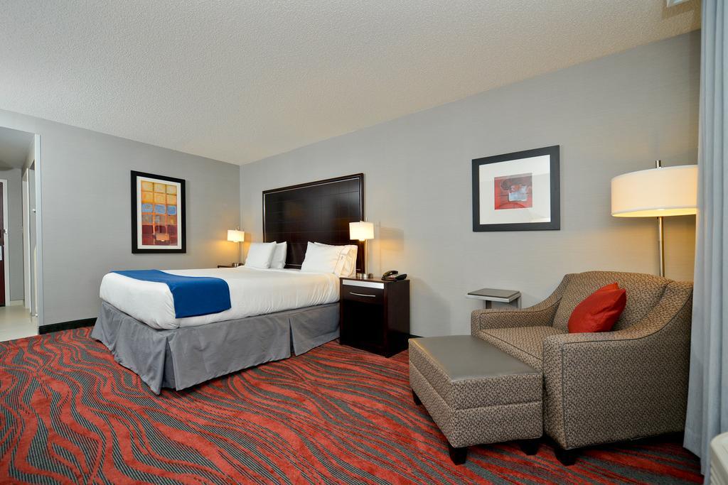 Express By Ihg Canandaigua