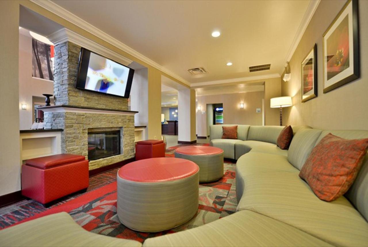 Express By Ihg Hotel Canandaigua