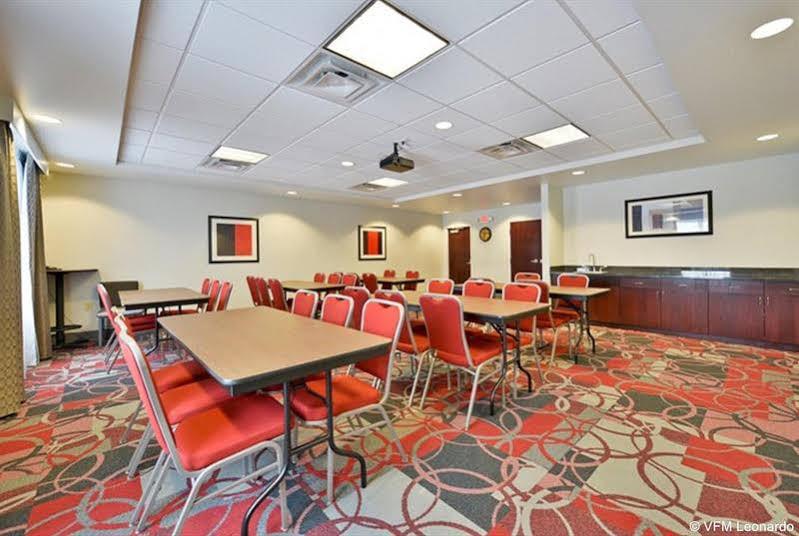 Hotel Express By Ihg Canandaigua